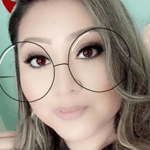 Meet your Posher, Lizzy